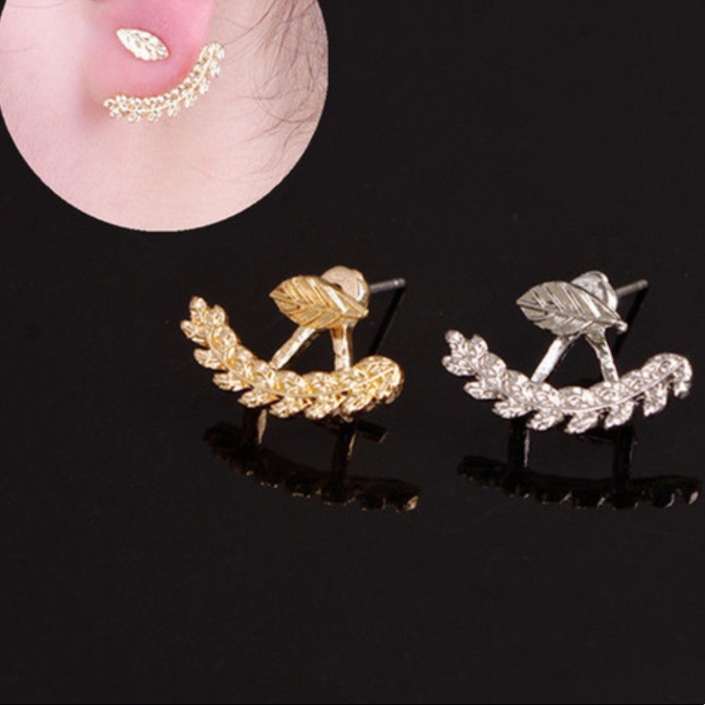 Gold Tone Leaf Ear Cuff